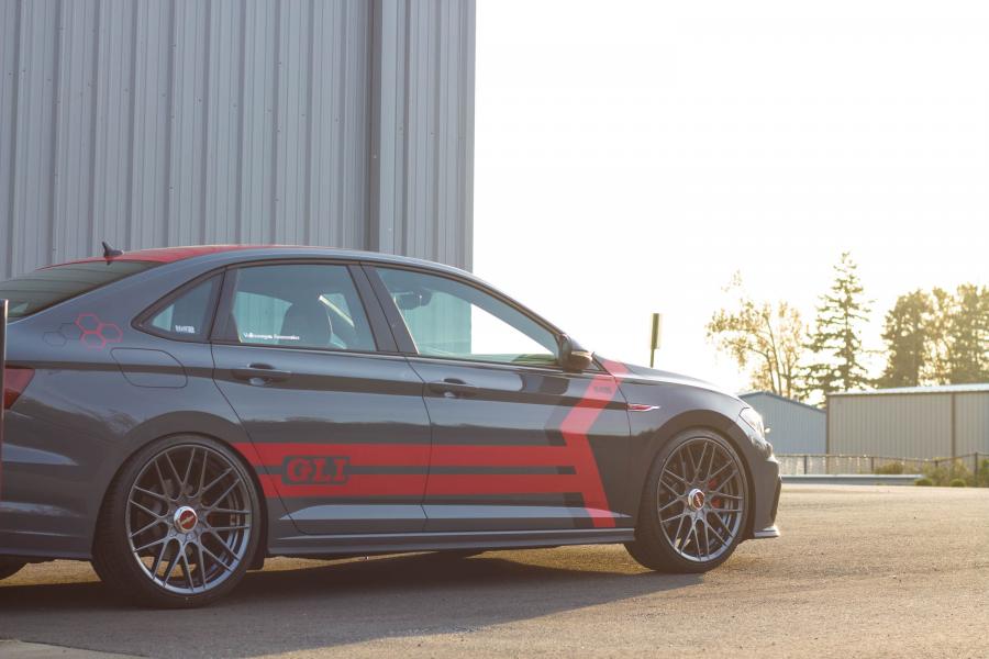  Volkswagen Jetta GLI by H&R Special Springs 2019 года  (фото 3 из 5)